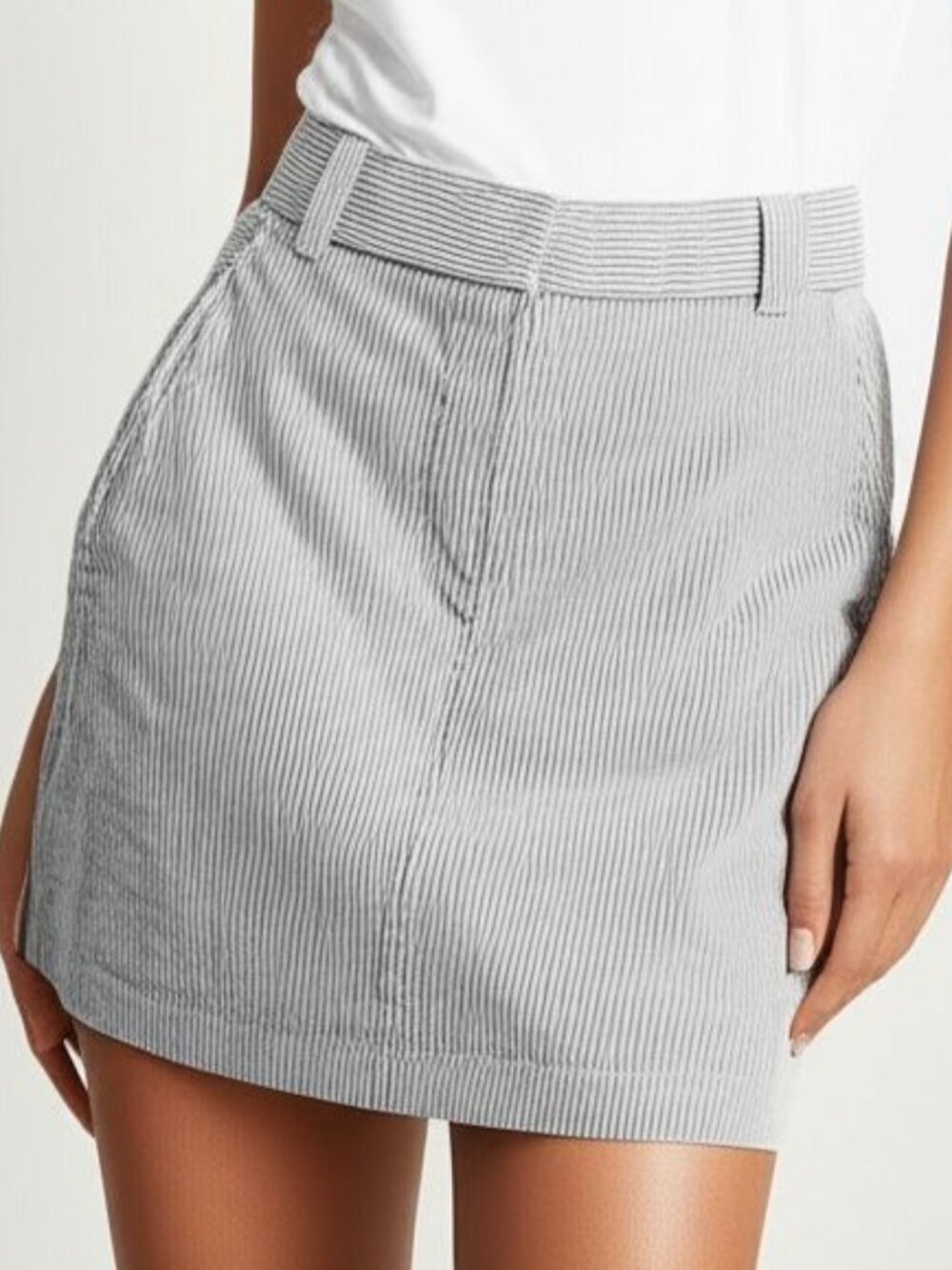 Ann Taylor Loft Seersucker Mini Skirt, size 6